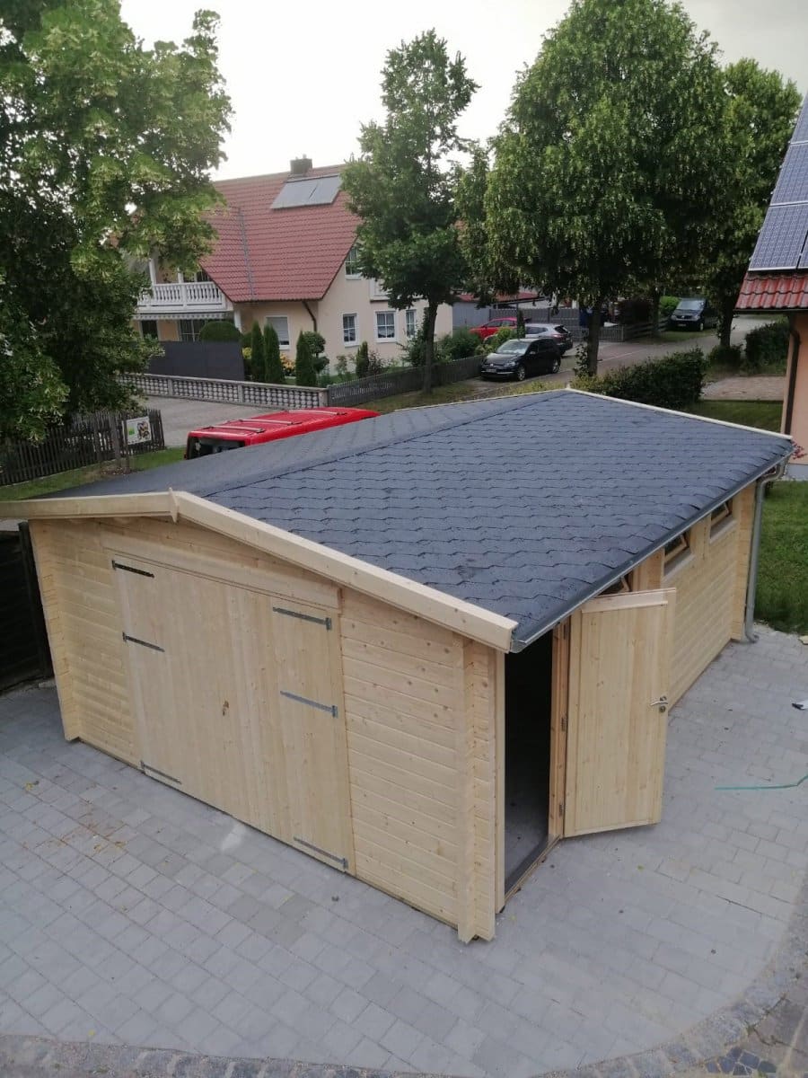 Große Holzgarage Hansa B mit Doppeltür 44mm 4,5 x 6