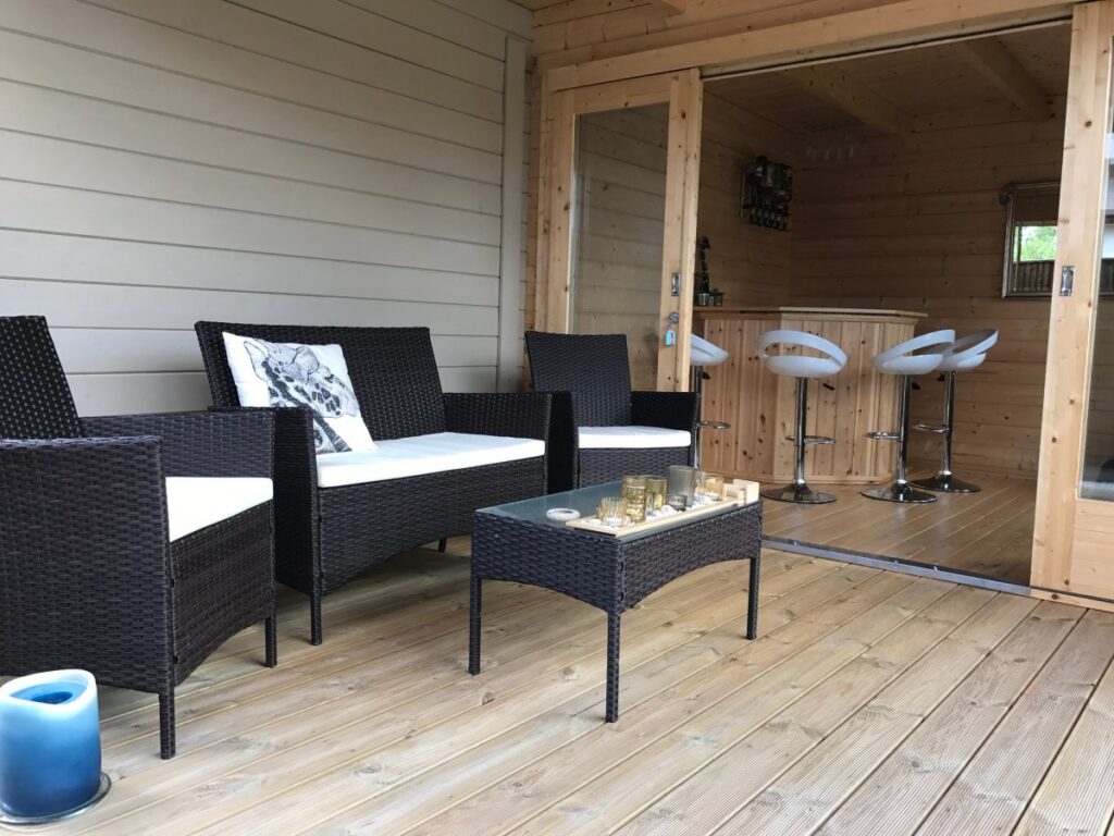 Gartenbar Lucas E 12 | Gartenhaus