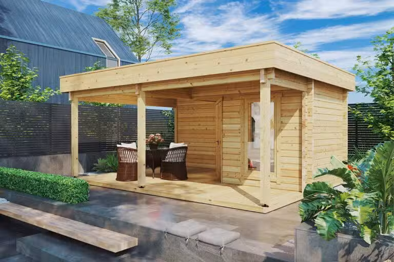 kleines Gartenhaus mit Terrasse und Freizeitbereich