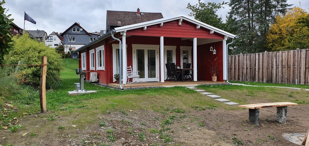 Blockhaus-Ferienhaus Holiday A als Airbnb Ferienhaus am Perfstausee, Breidenstein