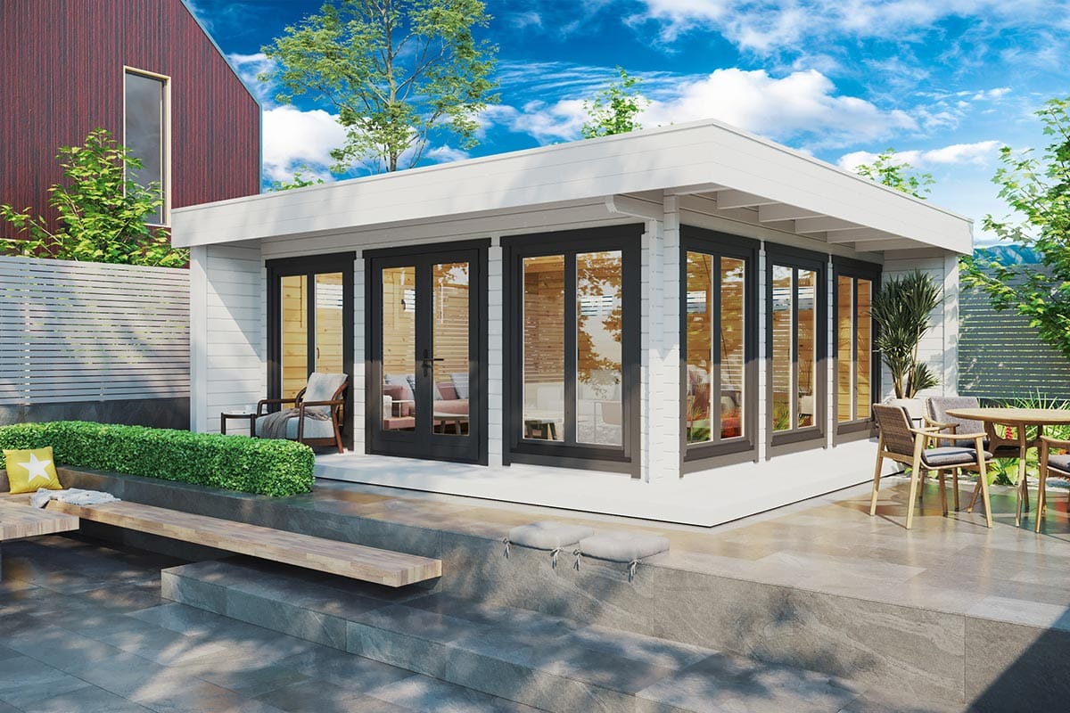 Geräumiges Gartenhaus aus Holz mit Veranda - weiß und grau gestrichen