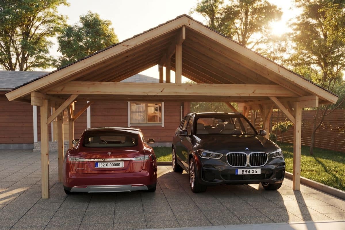 Doppelcarport aus Holz – für zwei Autos